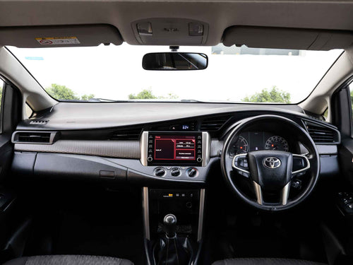 2022 Toyota Innova Crysta 2.4 G  MT