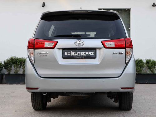 2022 Toyota Innova Crysta 2.4 G  MT