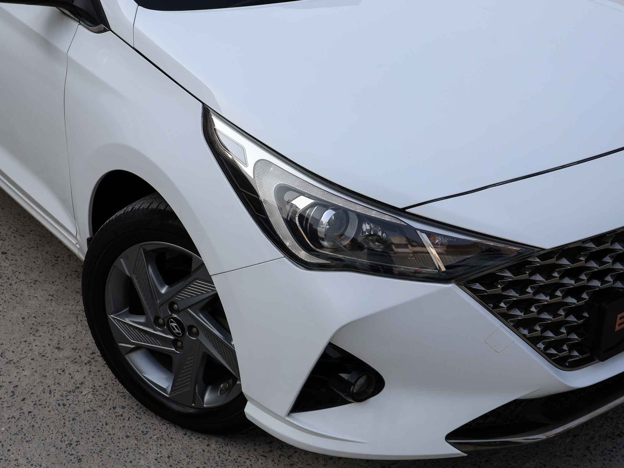 Hyundai Verna SX 1.5 MPI MT