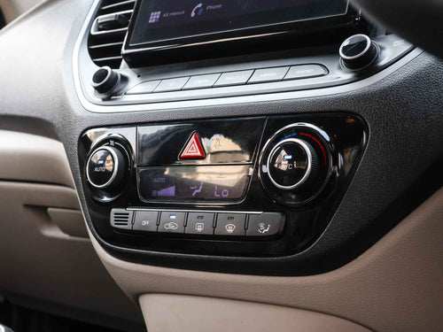 Hyundai Verna SX 1.5 MPI MT