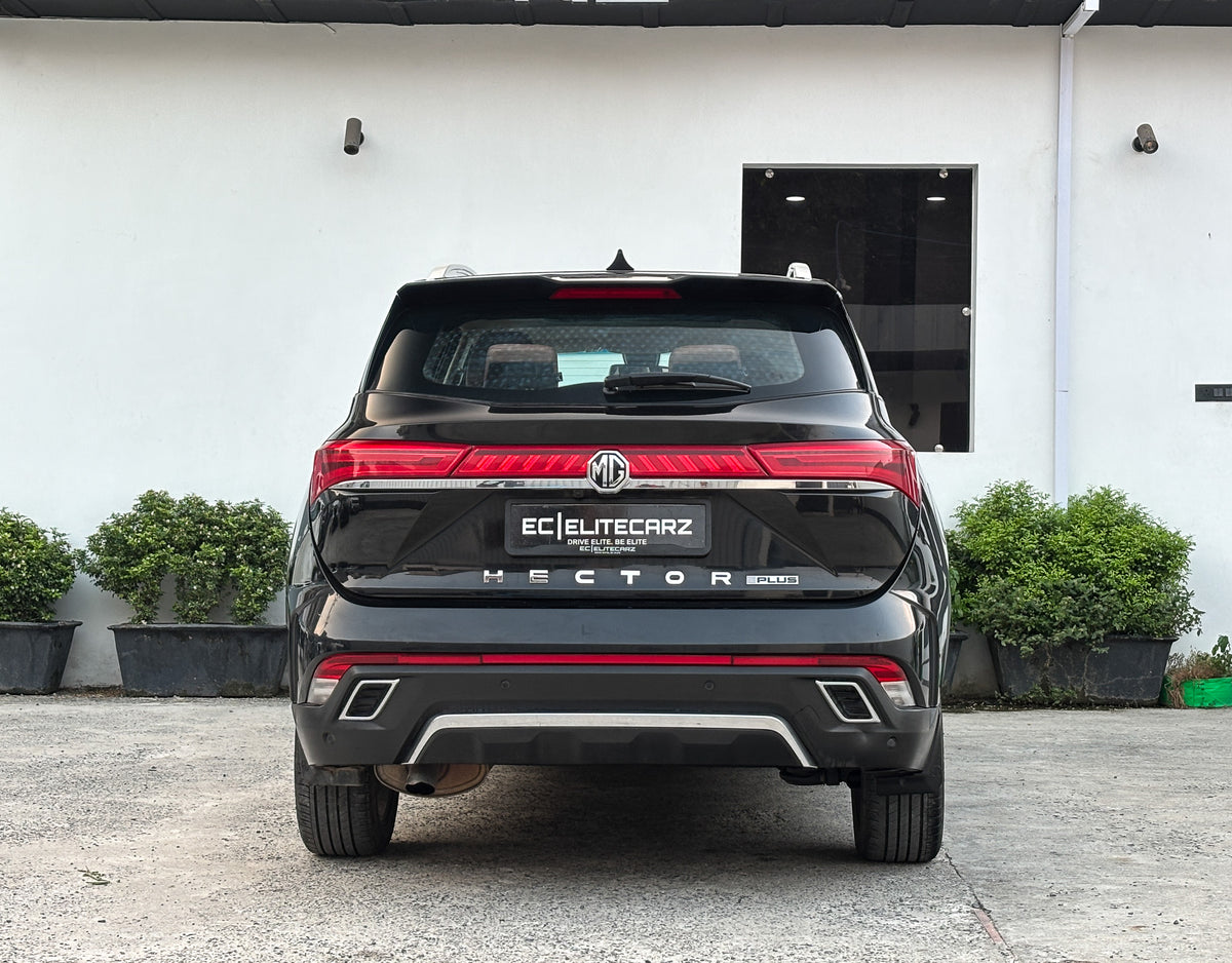 2023 MG Hector Plus Sharp Pro CVT