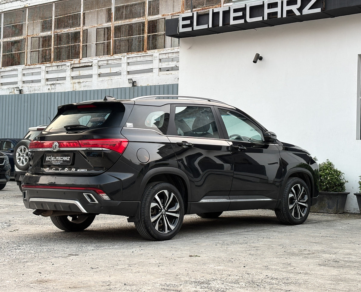 2023 MG Hector Plus Sharp Pro CVT