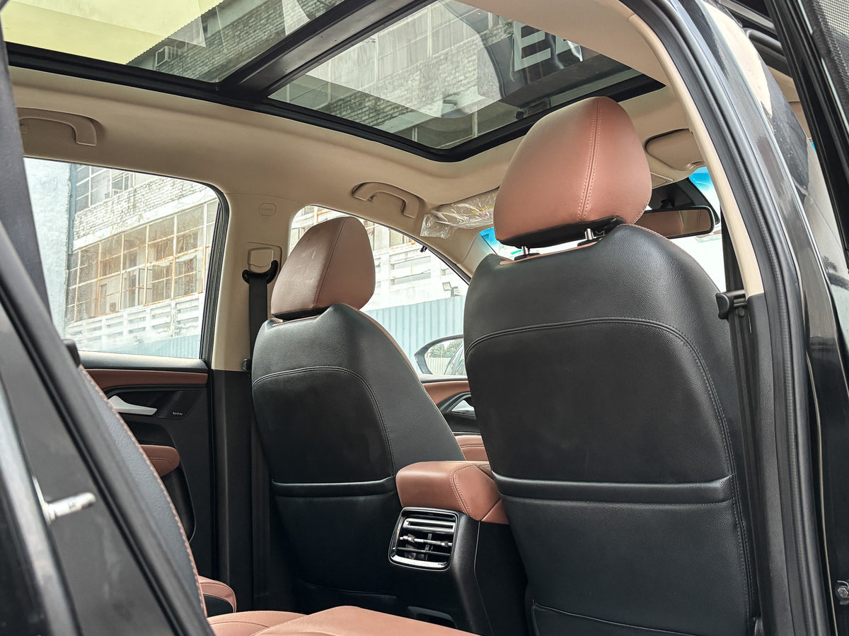 2023 MG Hector Plus Sharp Pro CVT