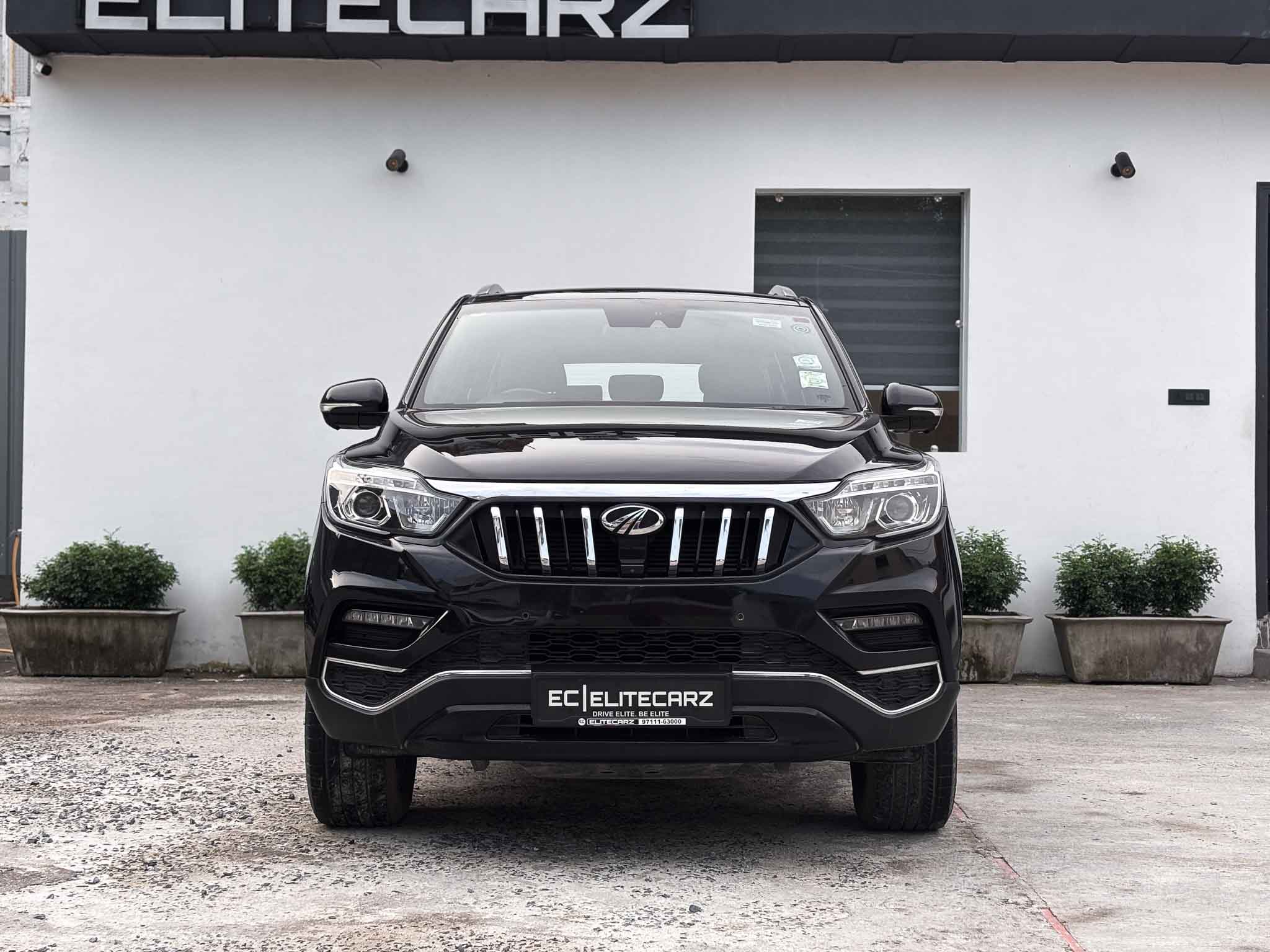 2019 Mahindra Alturas G4 4WD