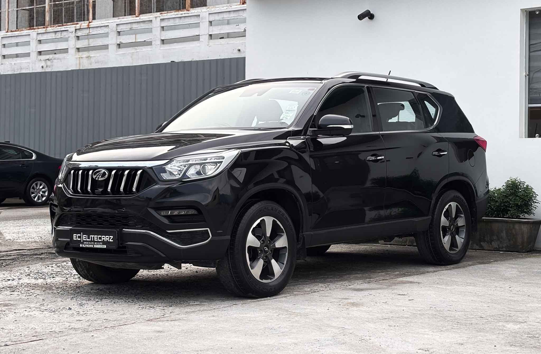 2019 Mahindra Alturas G4 4WD