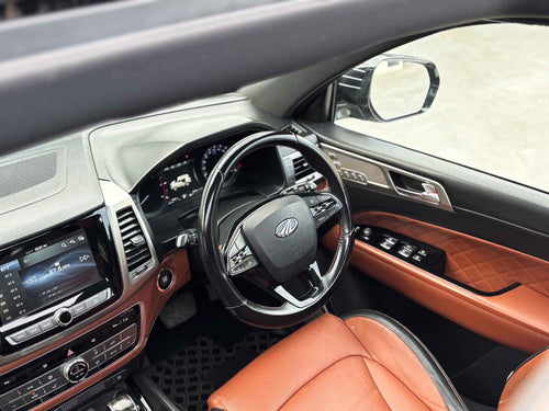 2019 Mahindra Alturas G4 4WD