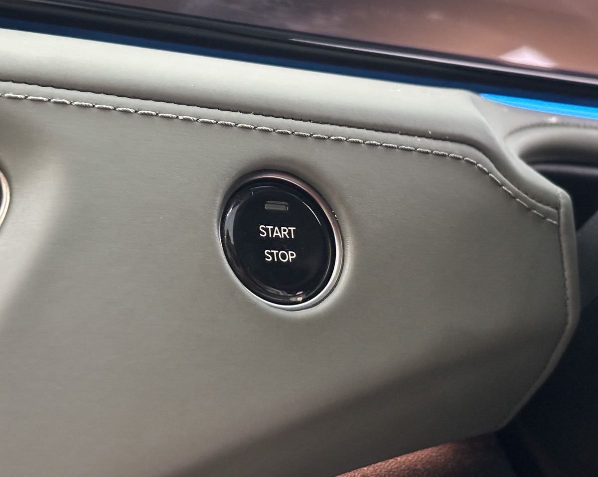 2025 Mahindra XEV 9E THREE B79