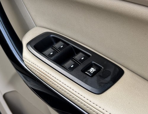 2023 Ford Endeavour Titanium Plus 2.0 4WD AT
