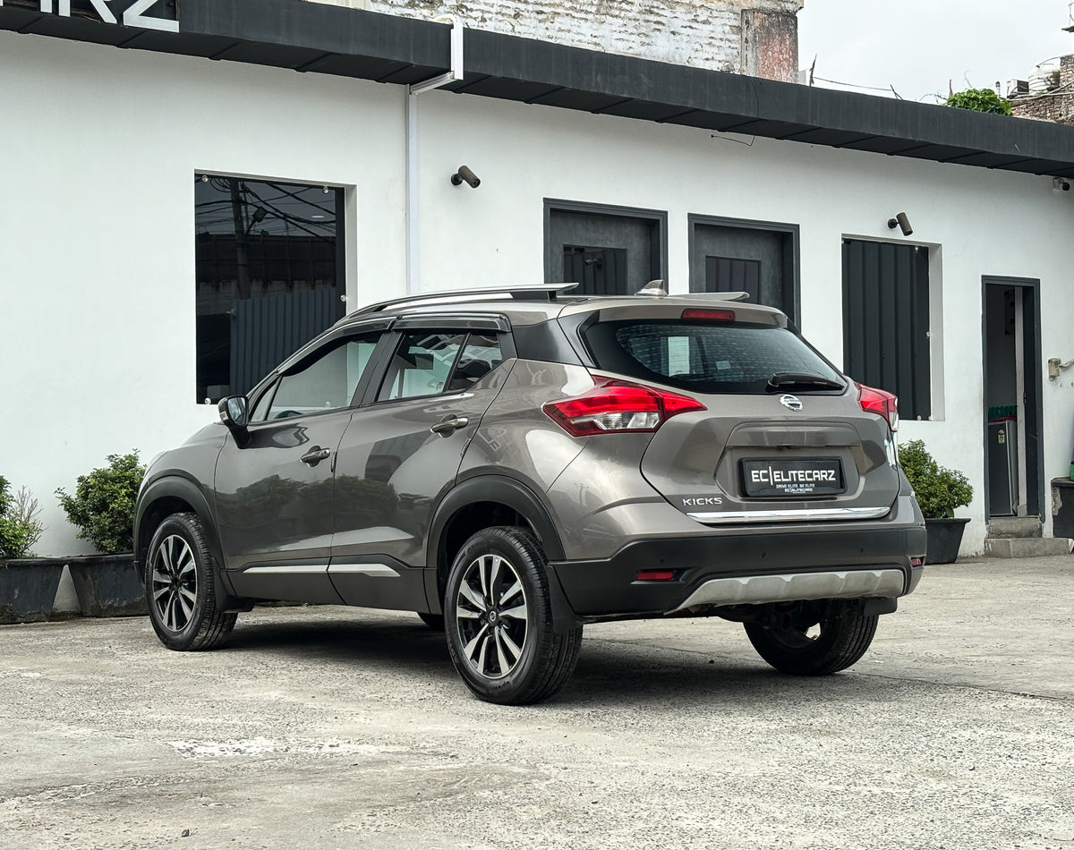 2022 Nissan Kicks XV 1.5L