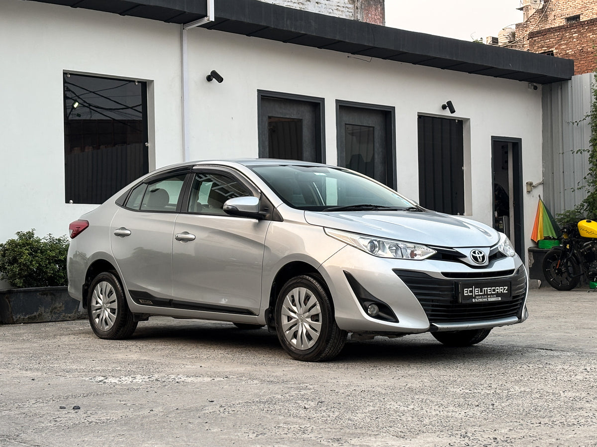 2018 Toyota Yaris G MT