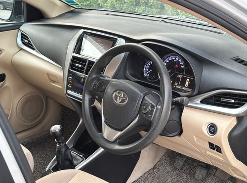 2018 Toyota Yaris G MT