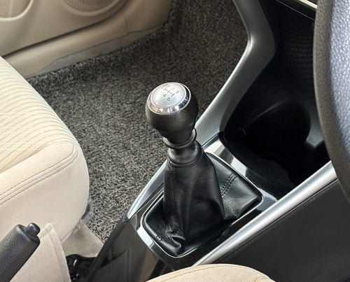 2018 Toyota Yaris G MT