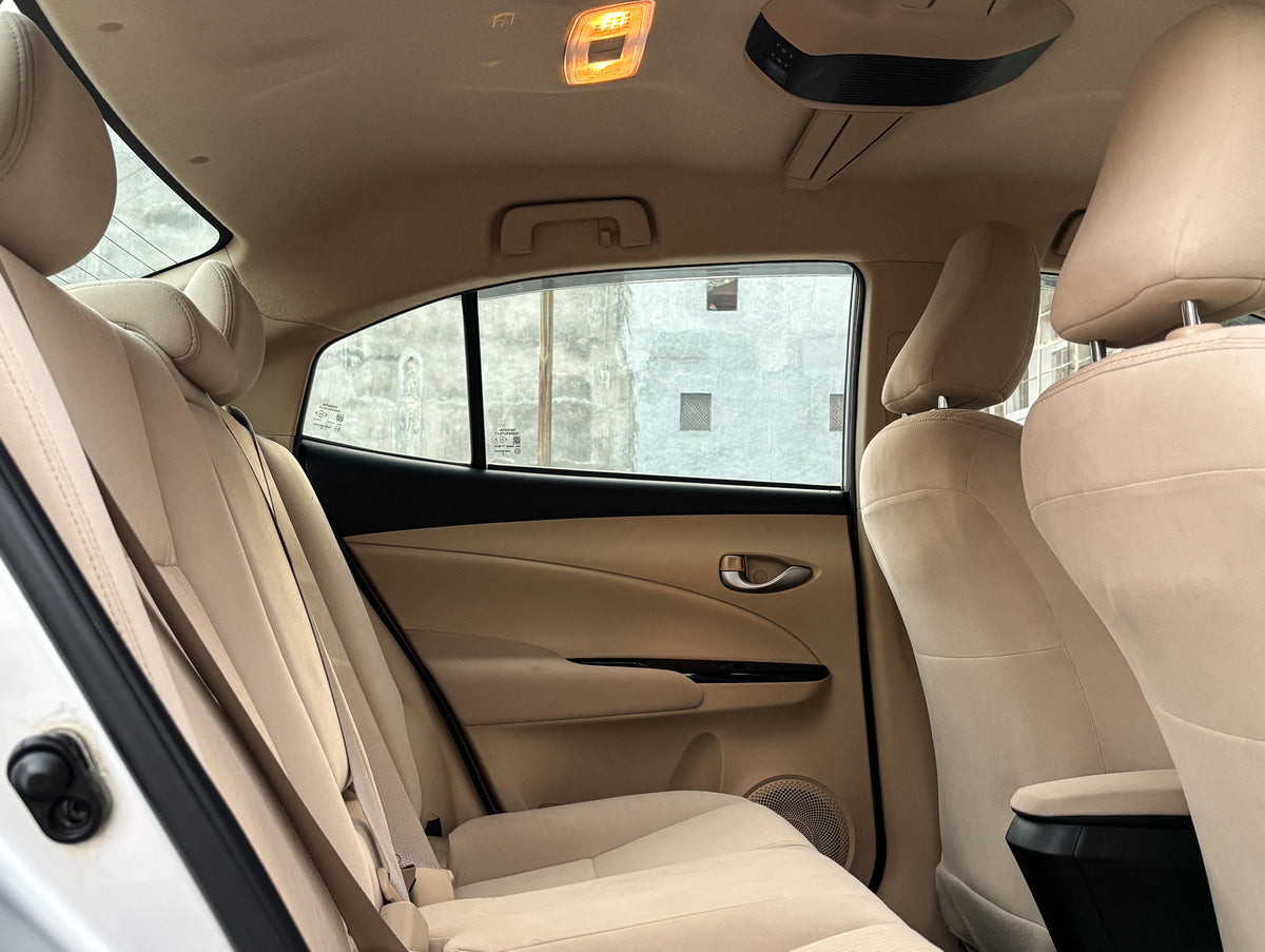 2018 Toyota Yaris G MT