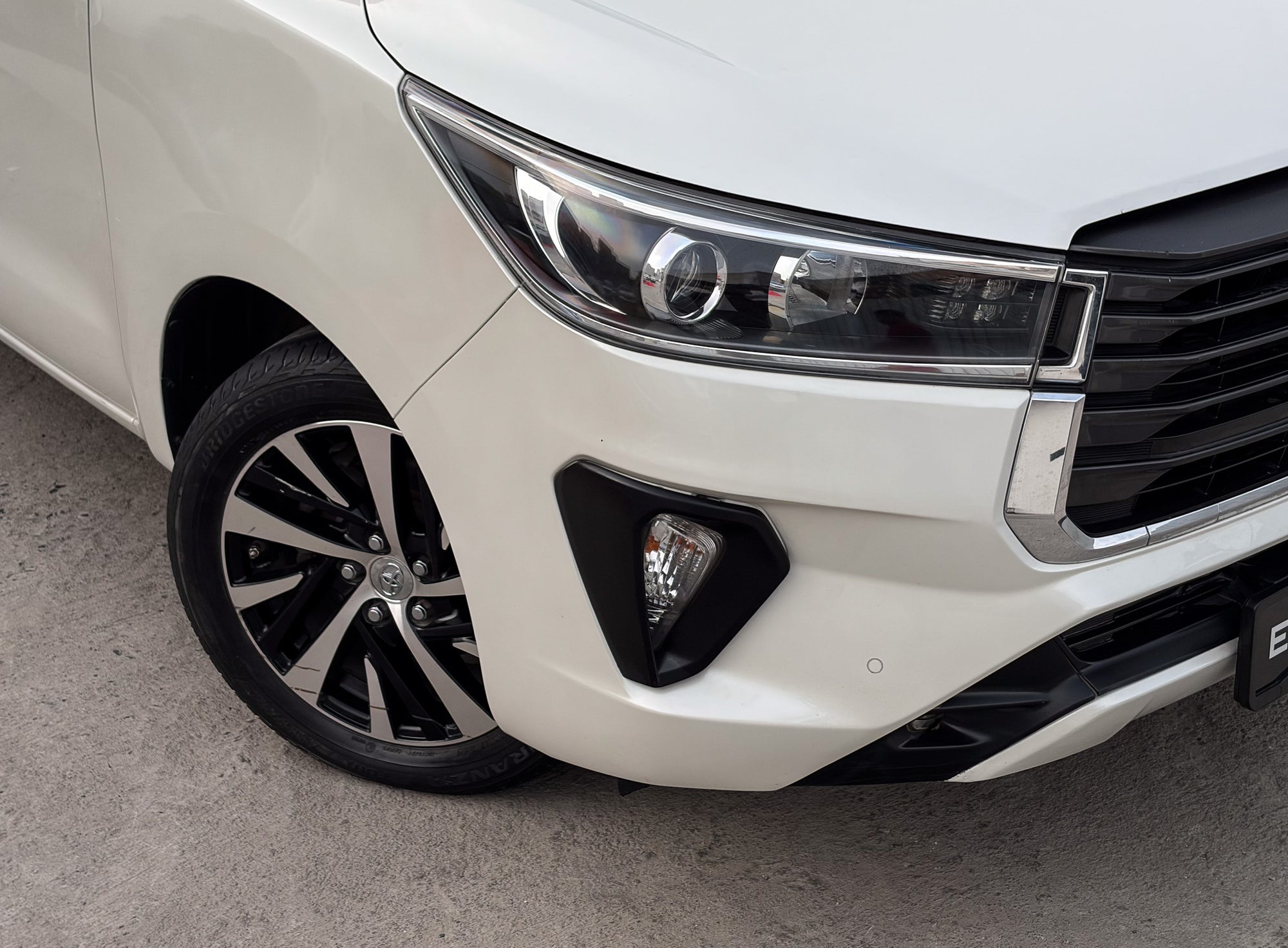 2022 Toyota Innova Crysta ZX 2.7 AT