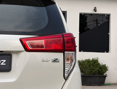 2022 Toyota Innova Crysta ZX 2.7 AT
