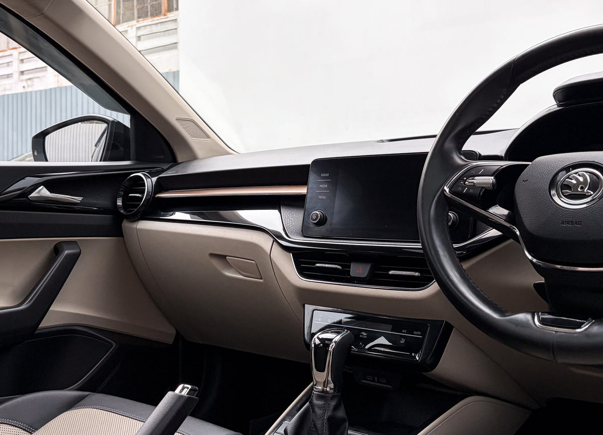 2023 Skoda Slavia Style 1.0 TSI AT