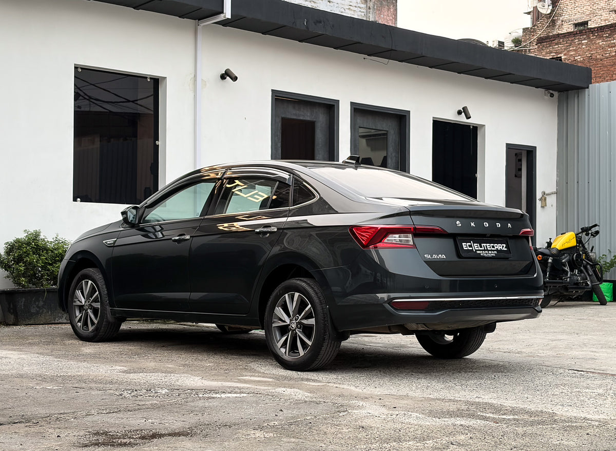 2023 Skoda Slavia Style 1.0 TSI AT