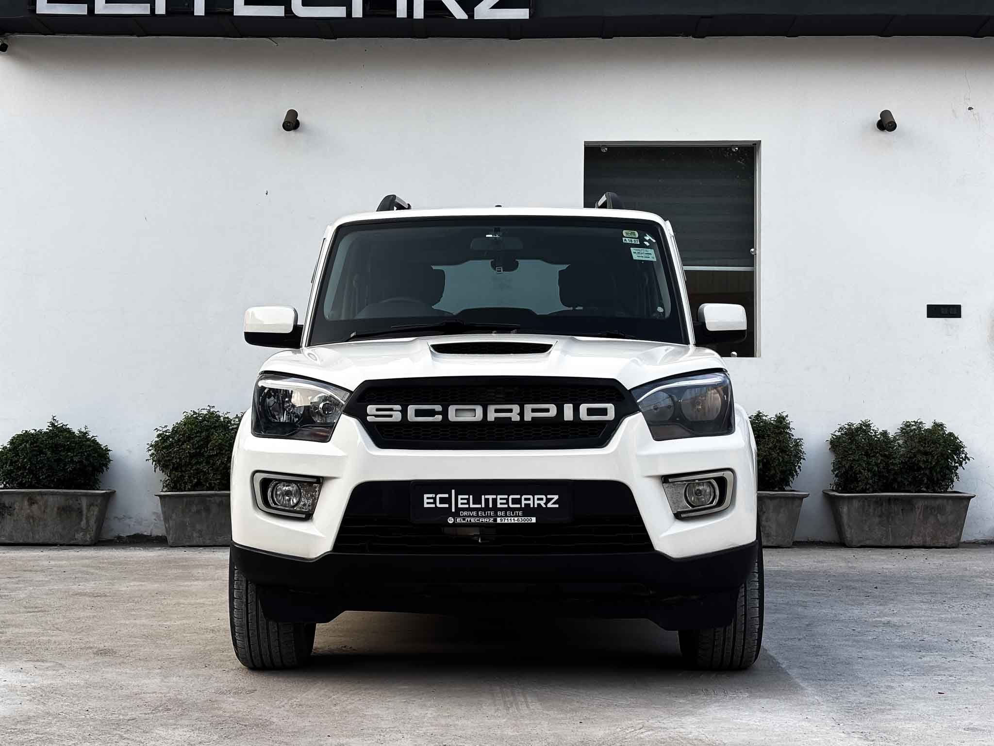 2020 Mahindra scorpio S5