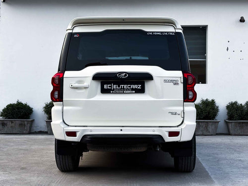 2020 Mahindra scorpio S5