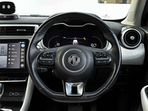 MG Astor Sharp CVT