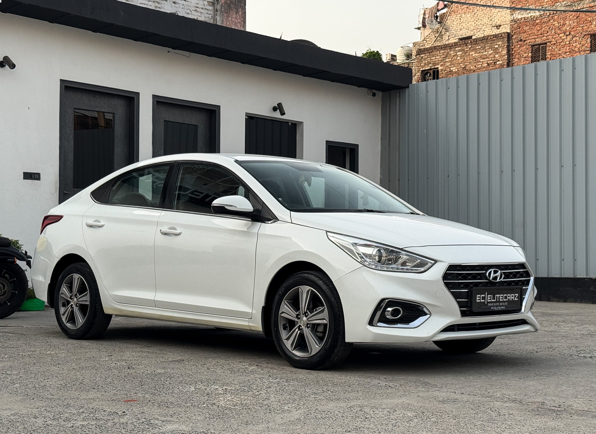 2017 Hyundai Verna SX 1.6 VTVT