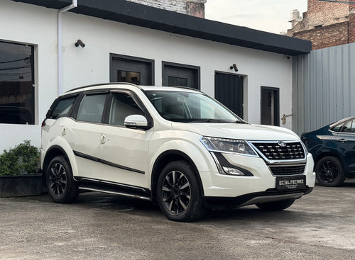 2020 Mahindra XUV500 W11 AT