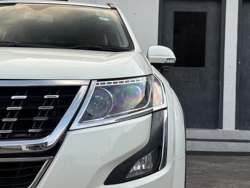 2020 Mahindra XUV500 W11 AT