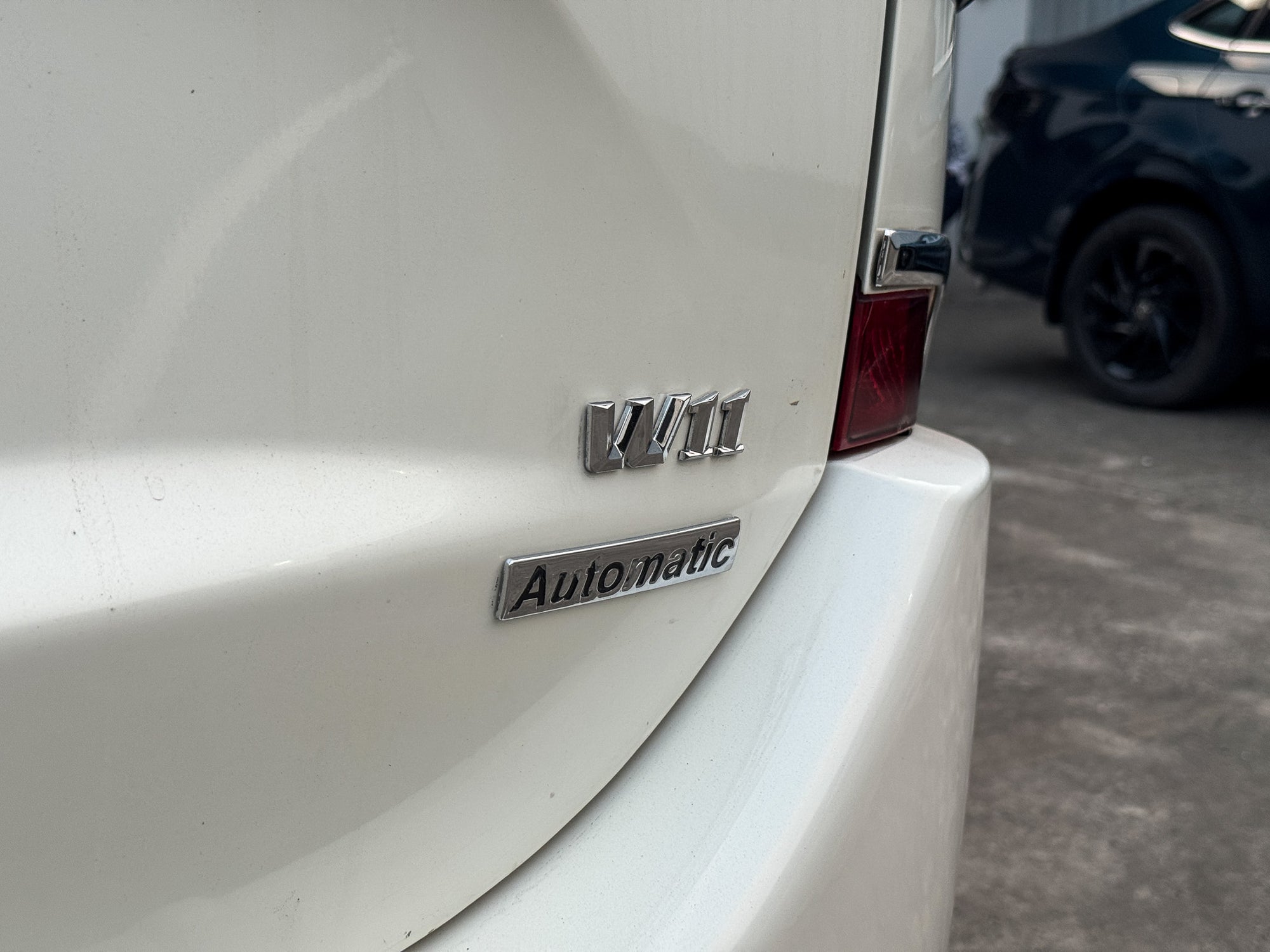 2020 Mahindra XUV500 W11 AT