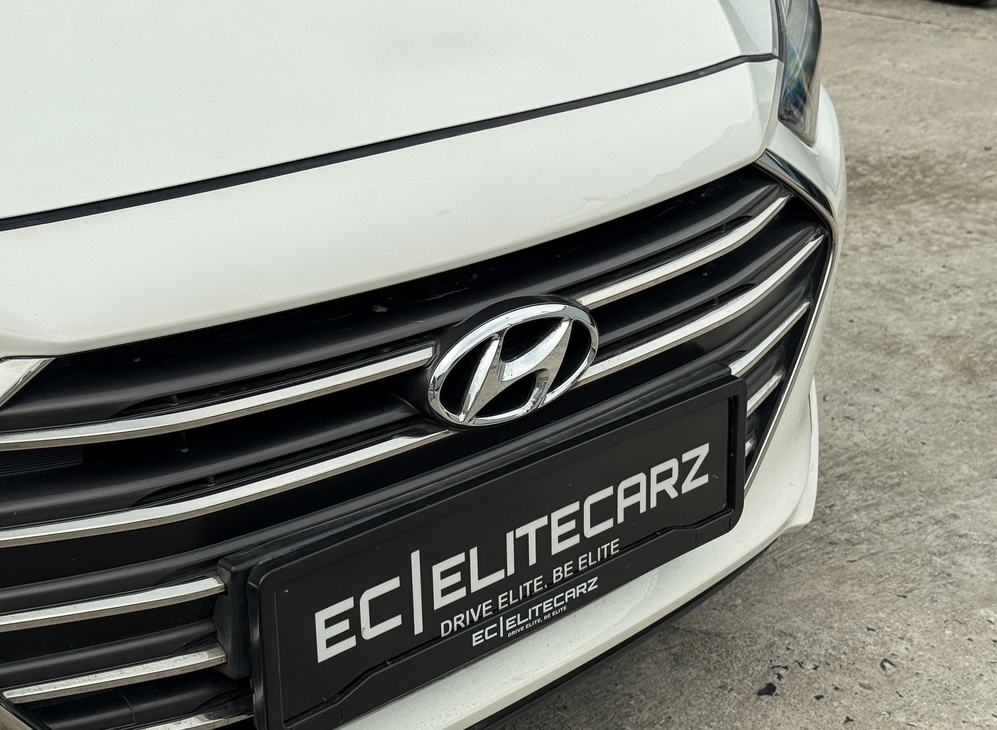 2018 Hyundai Elantra SX (O) AT