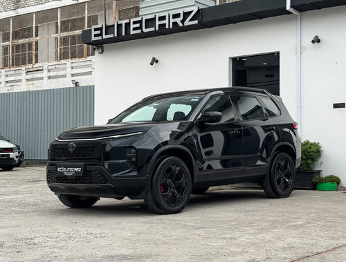 2024 Tata Safari Accomplished AT 7STR Dark Edition