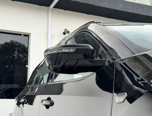 2024 Tata Safari Accomplished AT 7STR Dark Edition