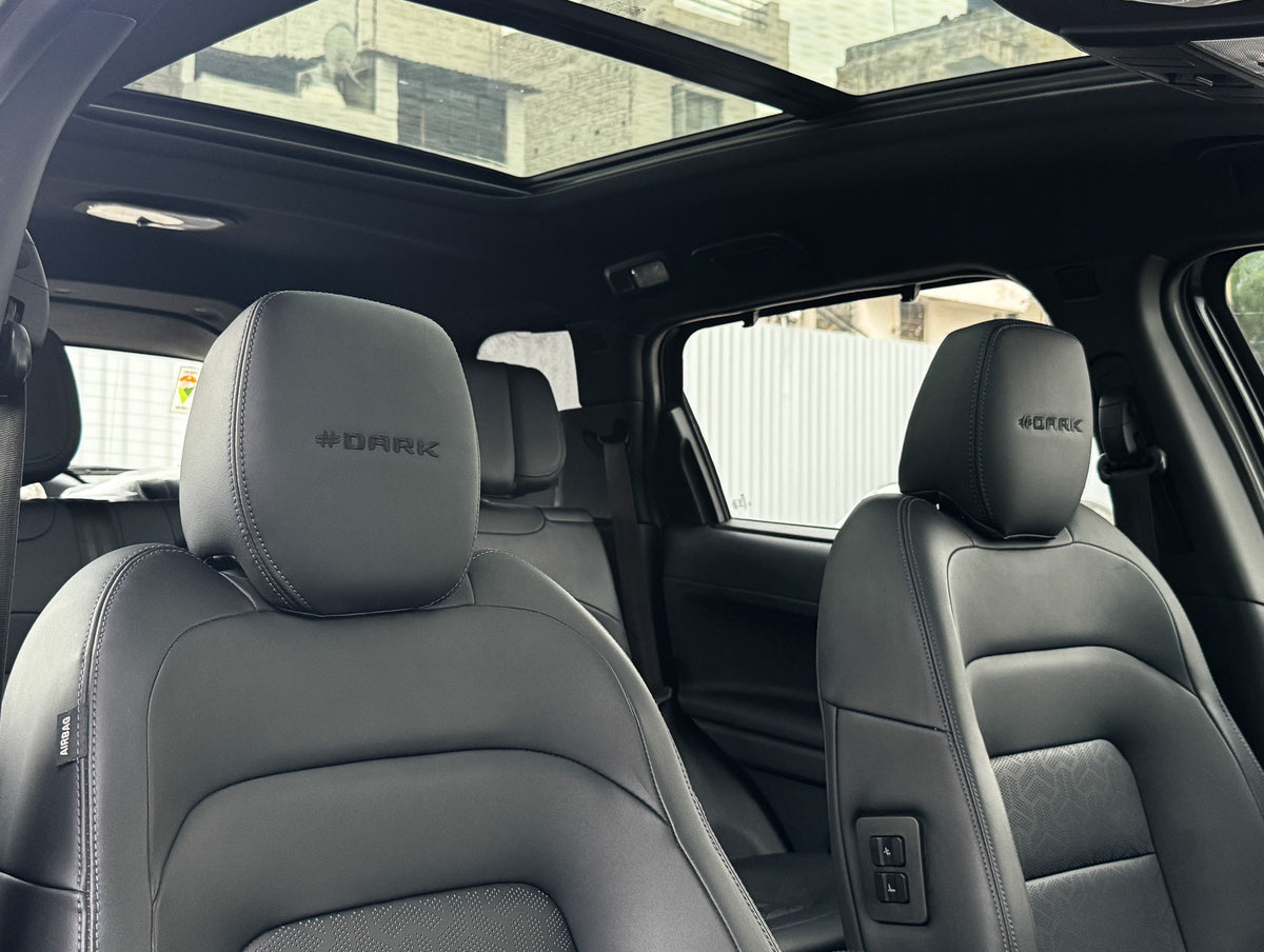 2024 Tata Safari Accomplished AT 7STR Dark Edition