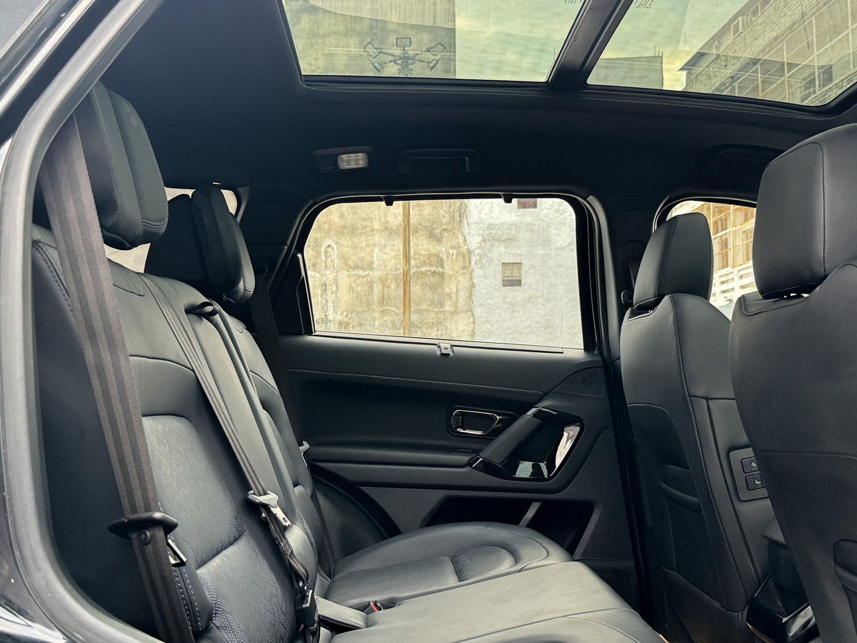 2024 Tata Safari Accomplished AT 7STR Dark Edition