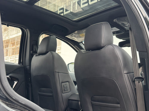 2024 Tata Safari Accomplished AT 7STR Dark Edition