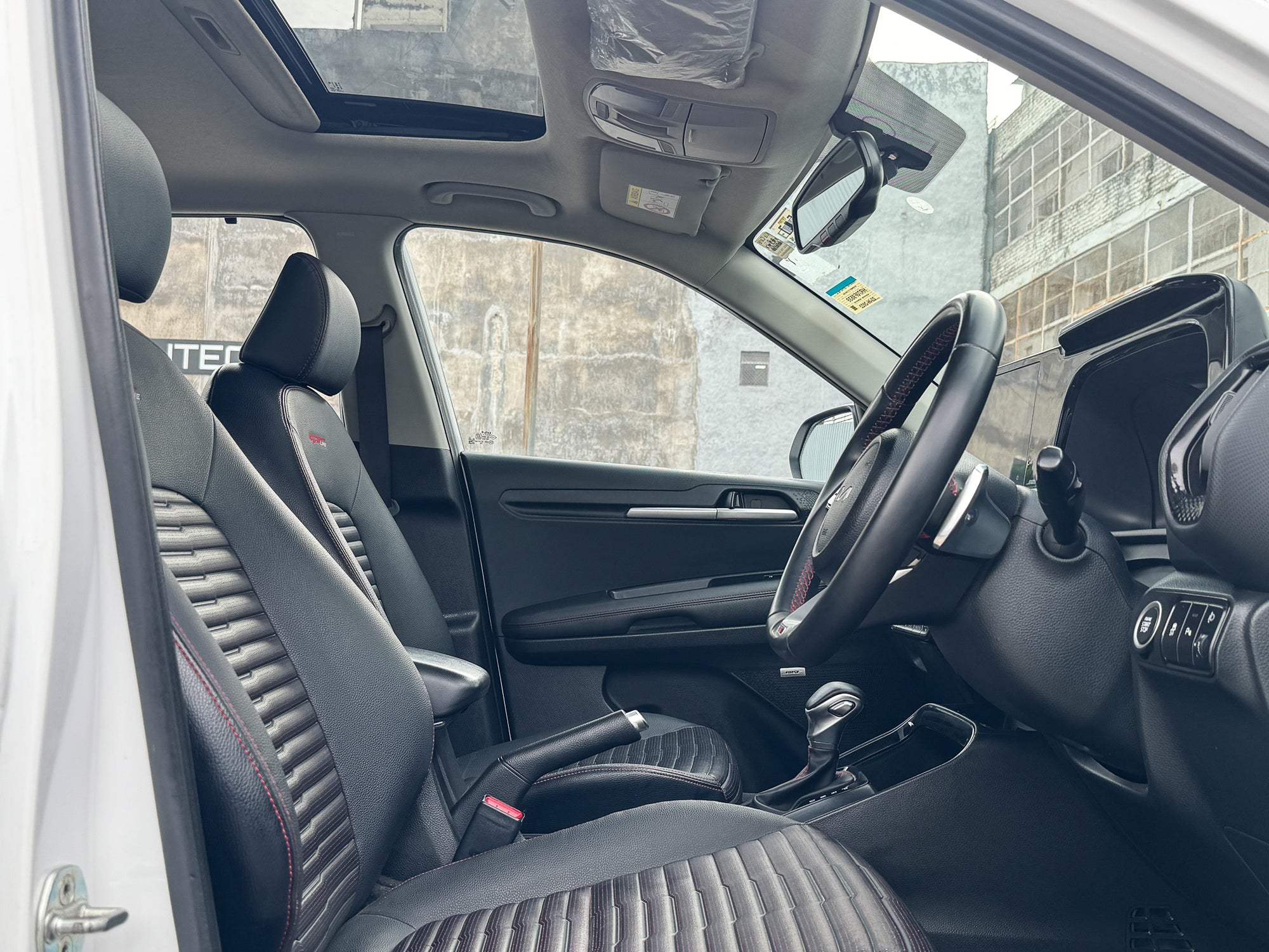 2022 Kia Sonet GTX Plus AT