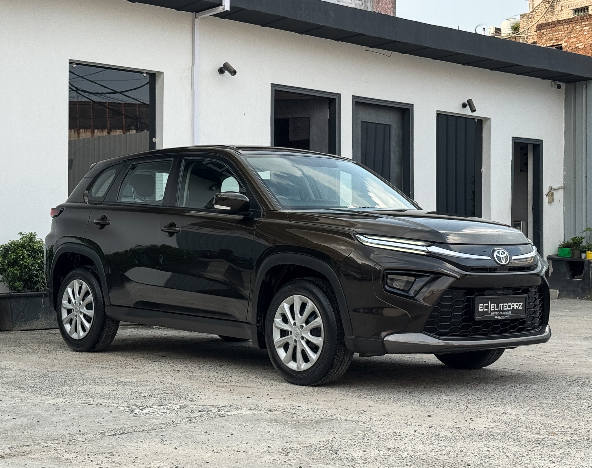 2023 Toyota Hyryder S AT NeoDrive
