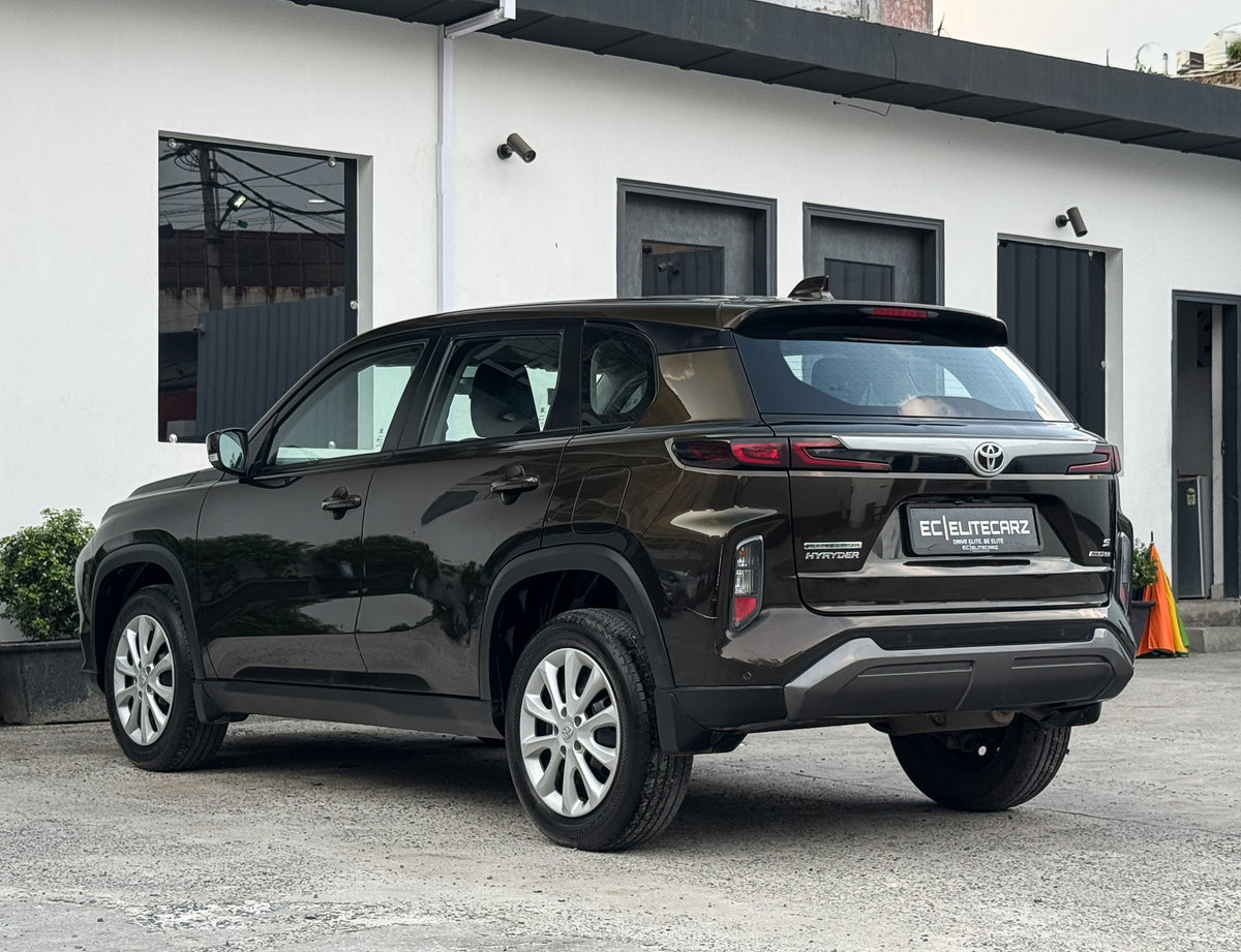 2023 Toyota Hyryder S AT NeoDrive