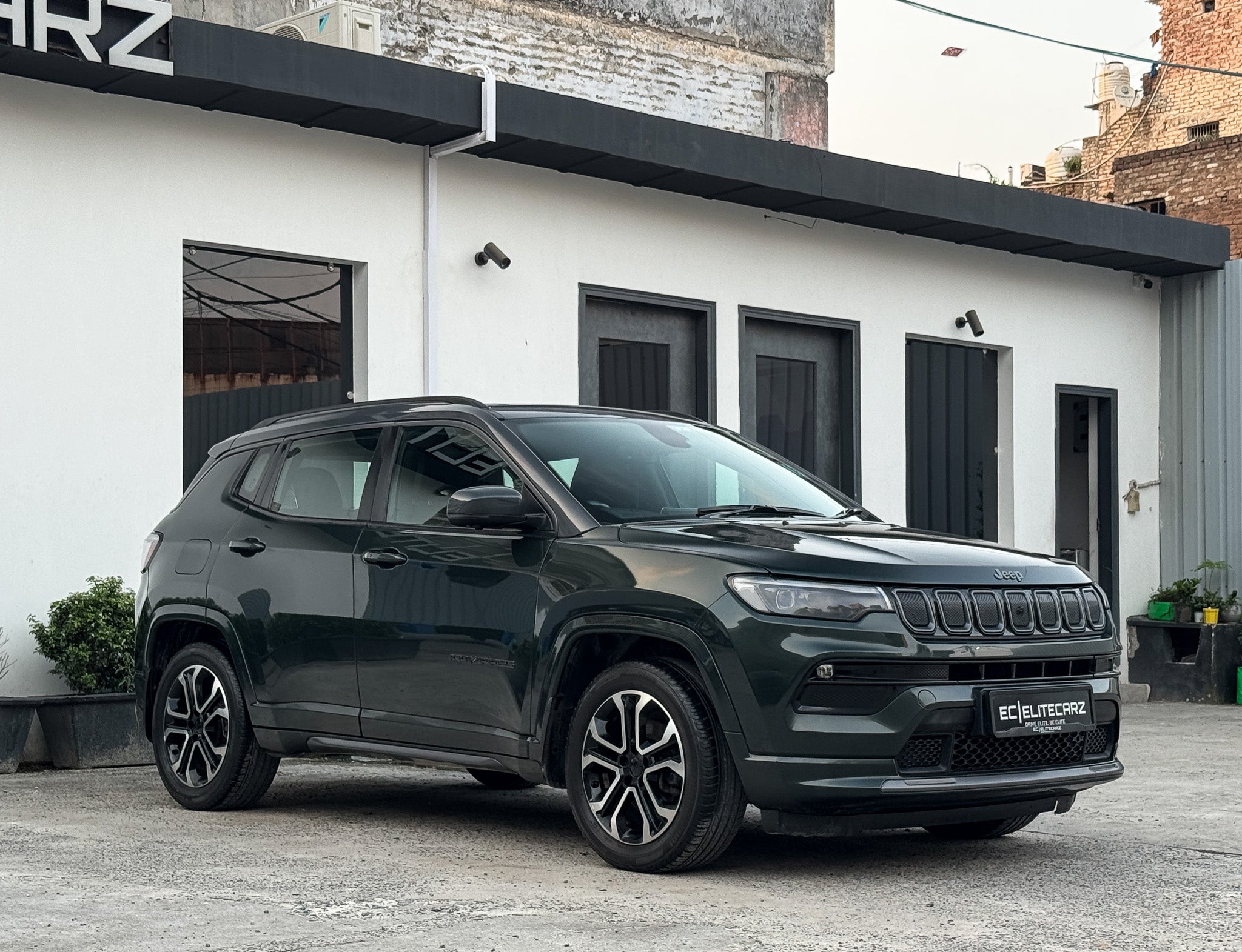 2023 Jeep Compass S(02) AT