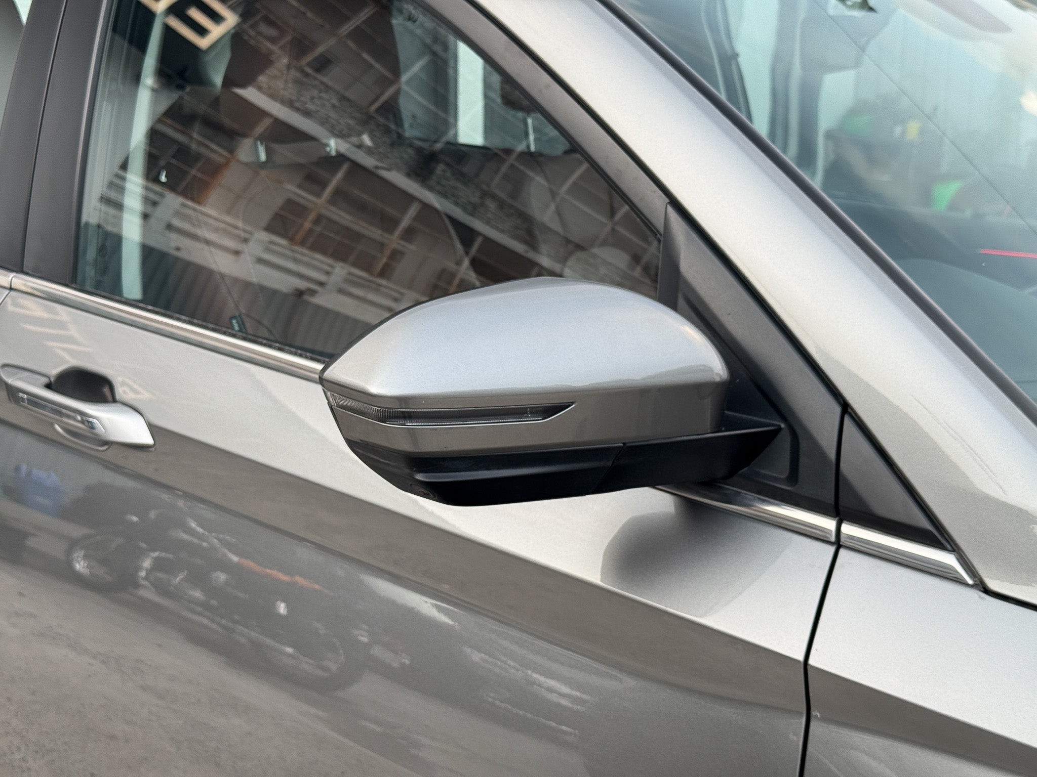 2022 MG Hector Plus Hybrid Sharp MT