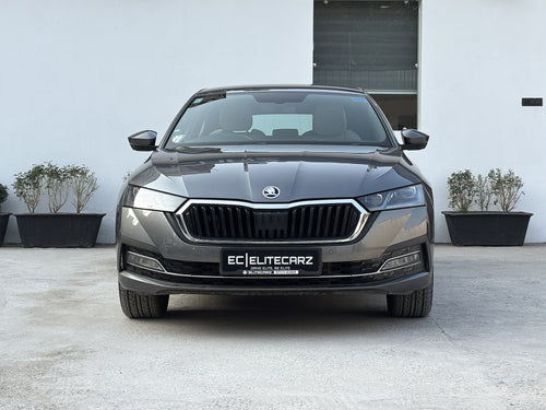 2022 Skoda Octavia L&K