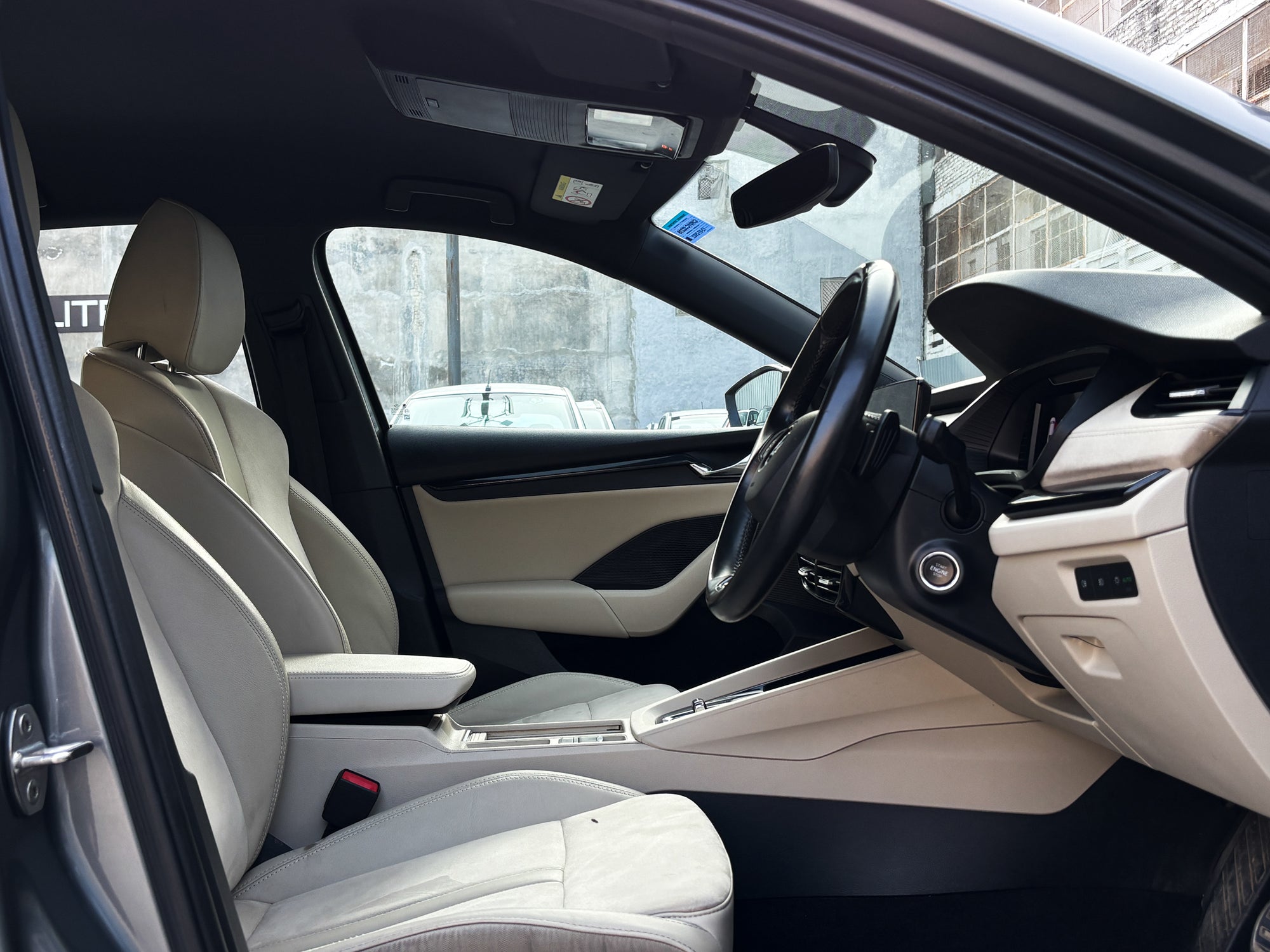 2022 Skoda Octavia L&K