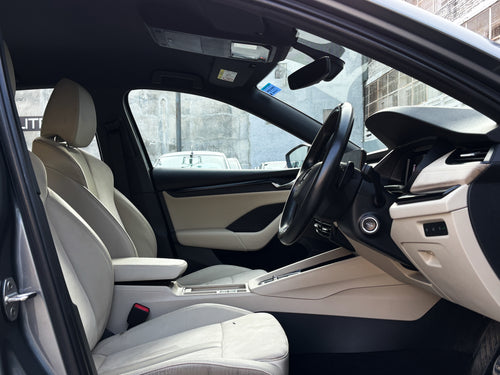 2022 Skoda Octavia L&K