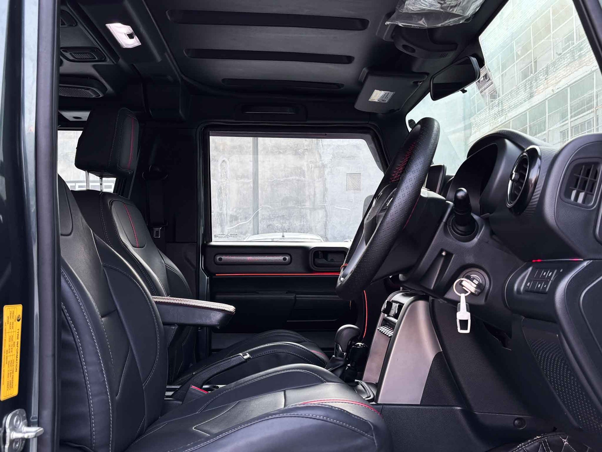 2023 Mahindra Thar LXD 4WD AT