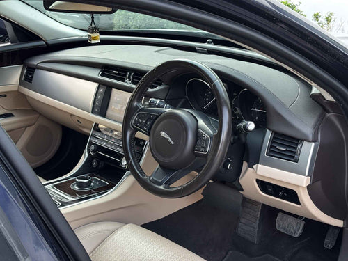 JAGUAR XF PRESTIGE