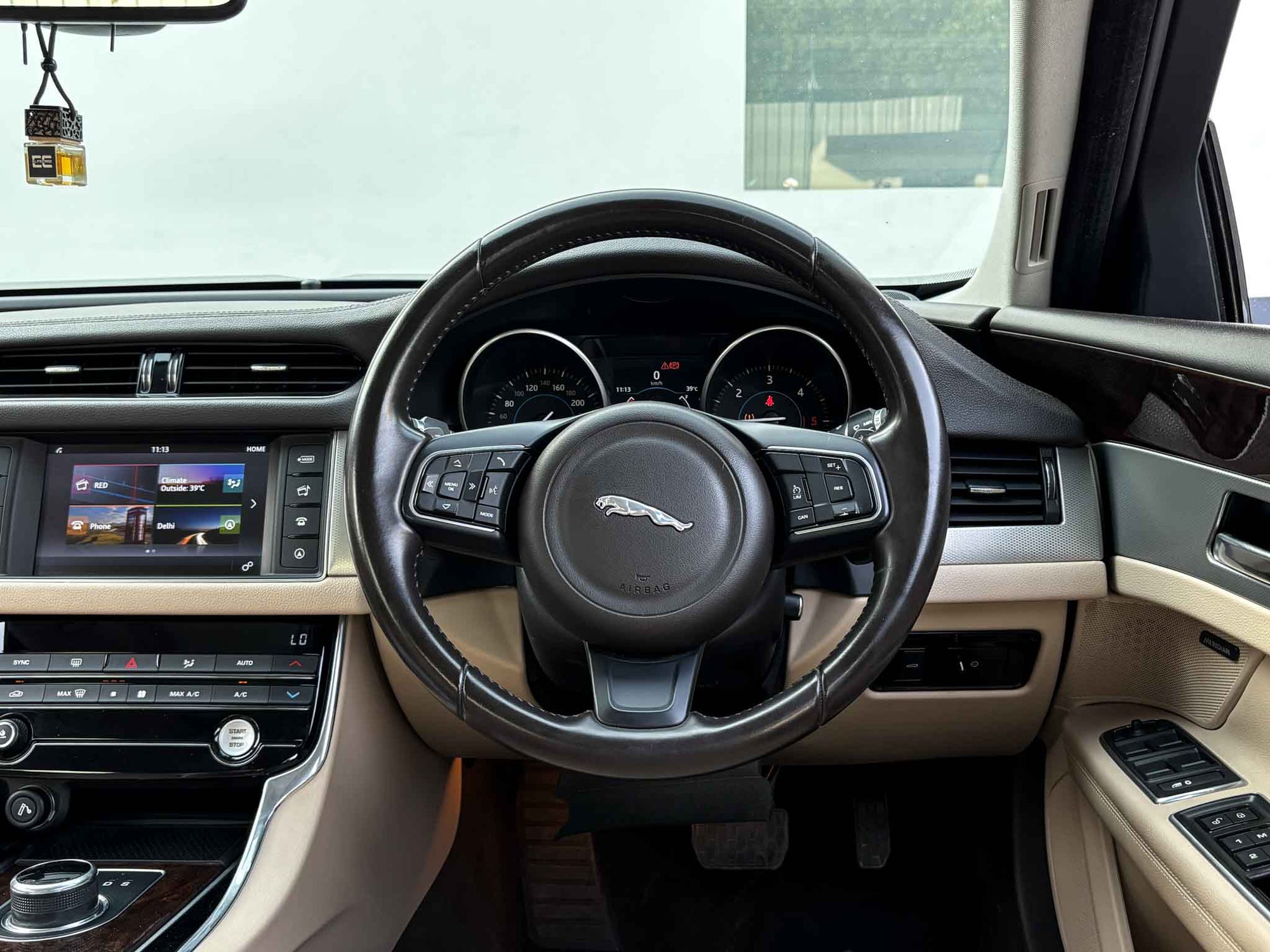 JAGUAR XF PRESTIGE