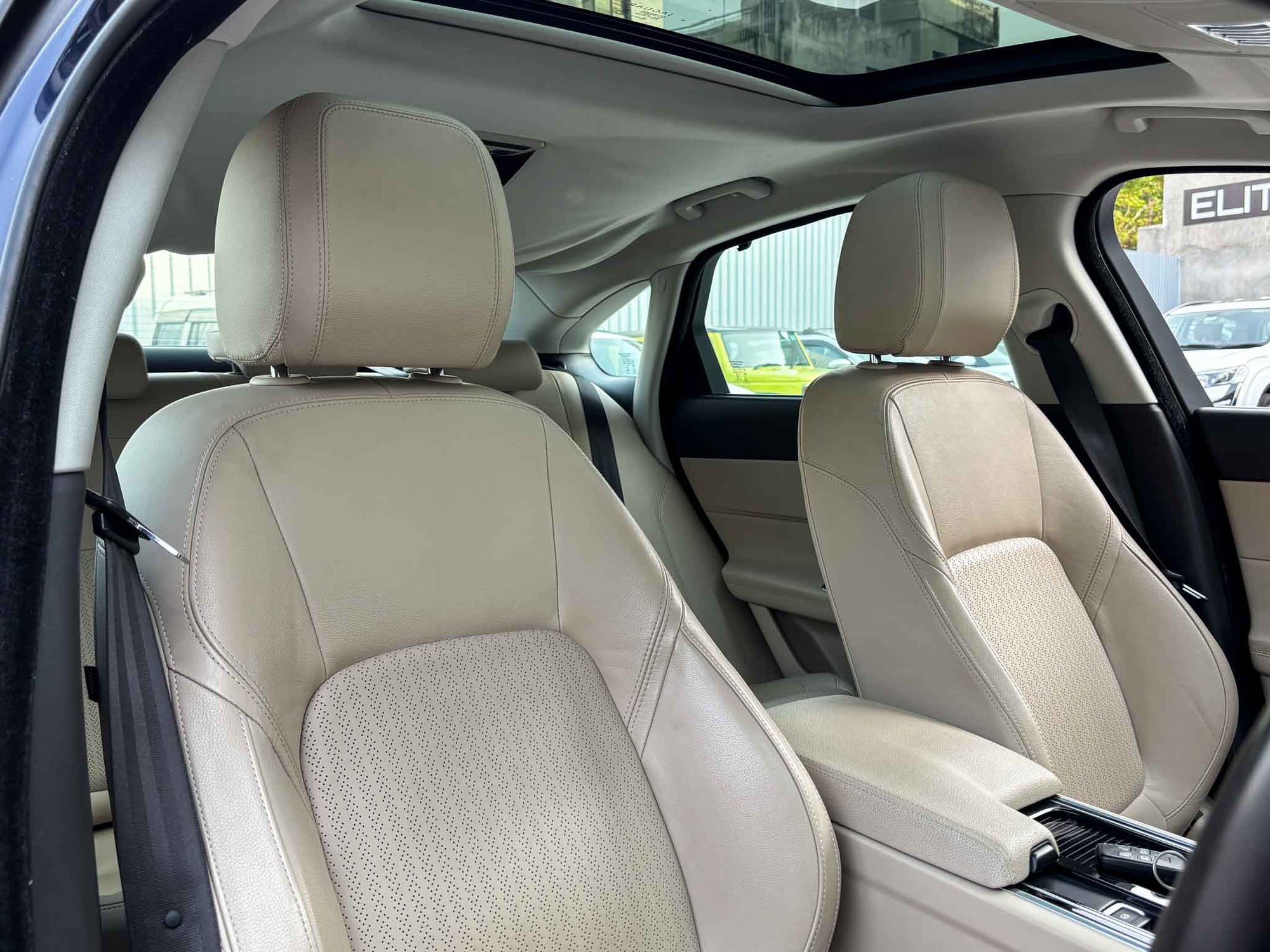 JAGUAR XF PRESTIGE