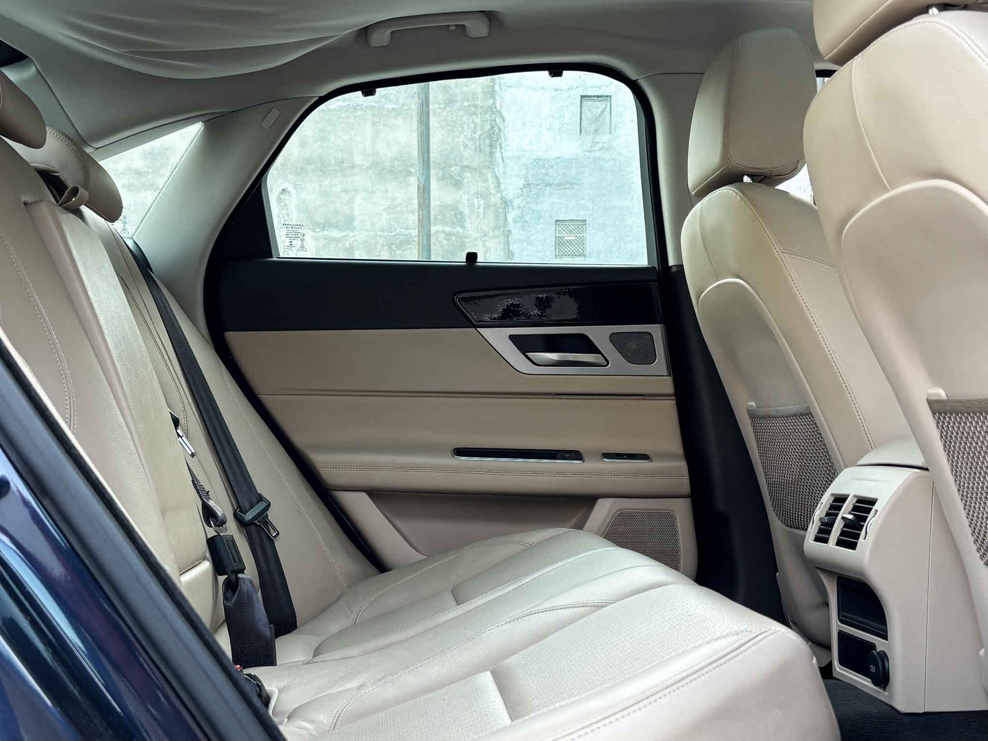 JAGUAR XF PRESTIGE