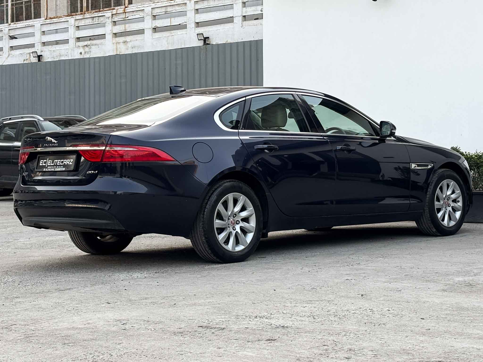JAGUAR XF PRESTIGE