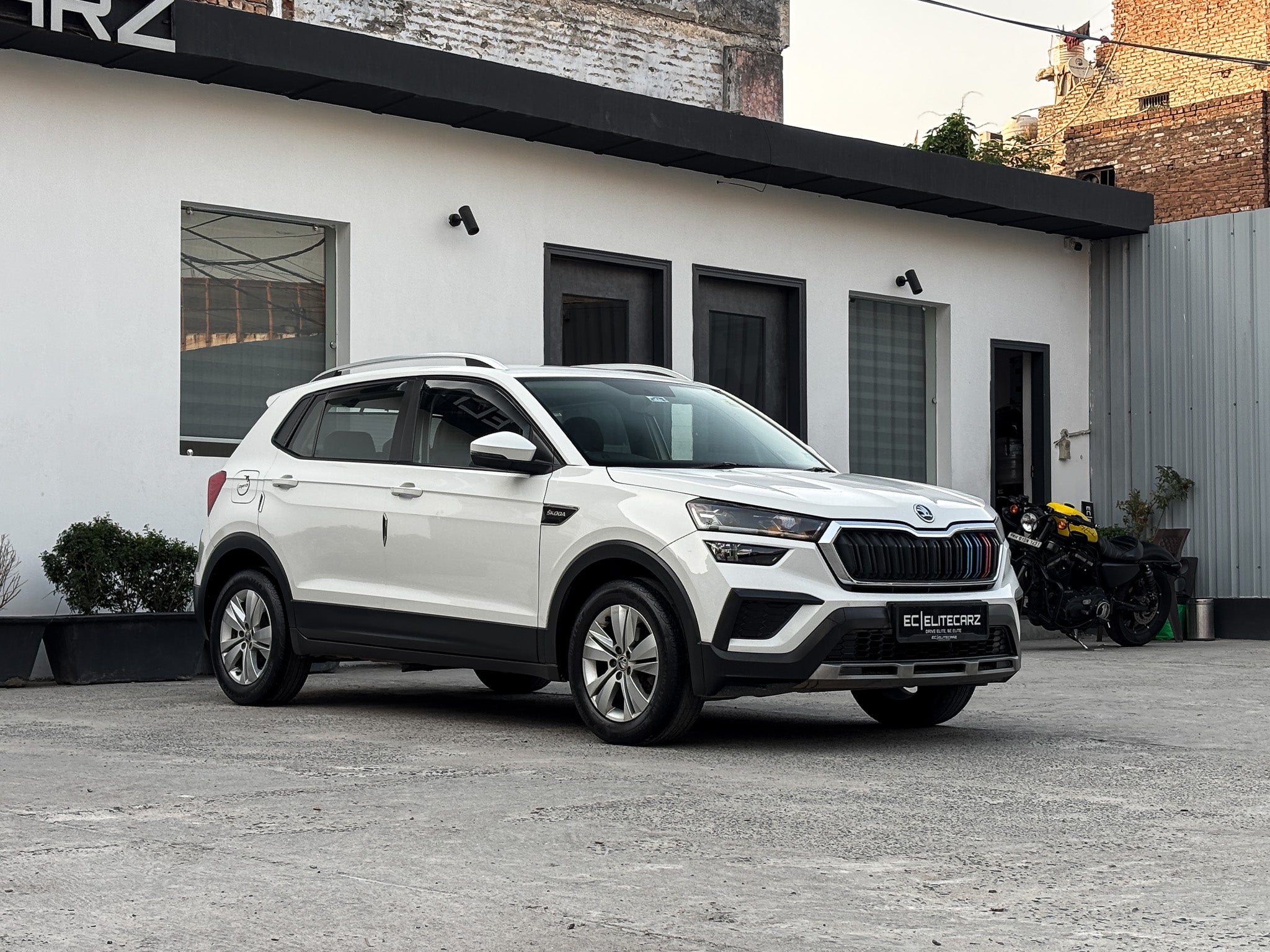 Skoda Kushaq Ambition 1.0 TSI MT