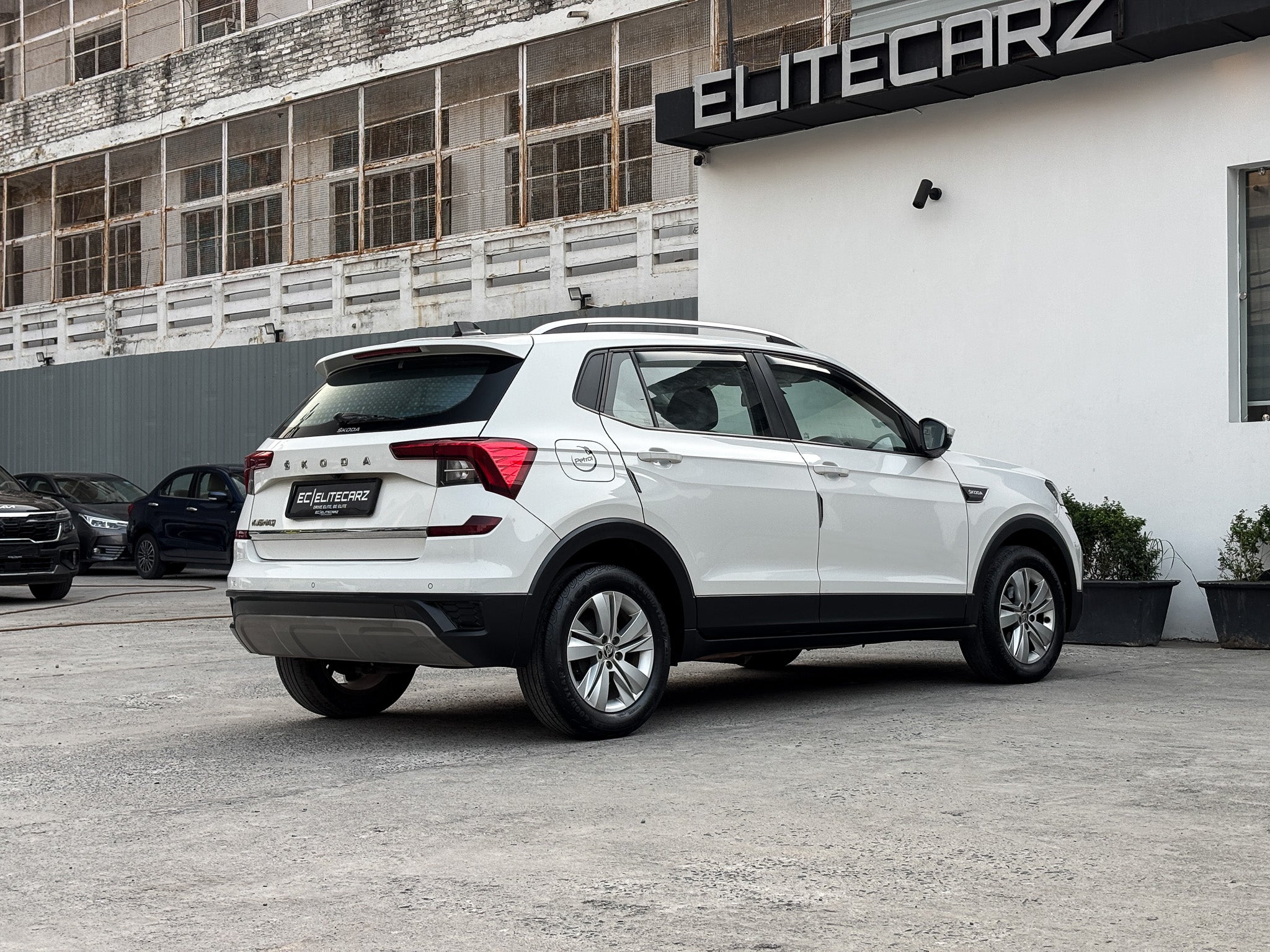 Skoda Kushaq Ambition 1.0 TSI MT